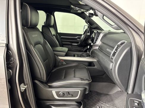 Used 2023 RAM 1500 Laramie AWD/4WD image 6