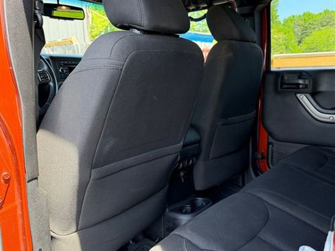 Used 2014 Jeep Wrangler Unlimited Sport w/ Quick Order Package 24S AWD/4WD image 19