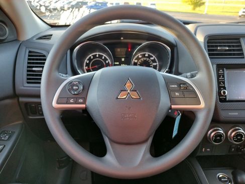 New 2025 Mitsubishi Outlander Sport ES image 5