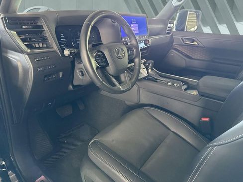 Certified 2024 Lexus GX 550 w/ Accessory Package (Z1) image 10