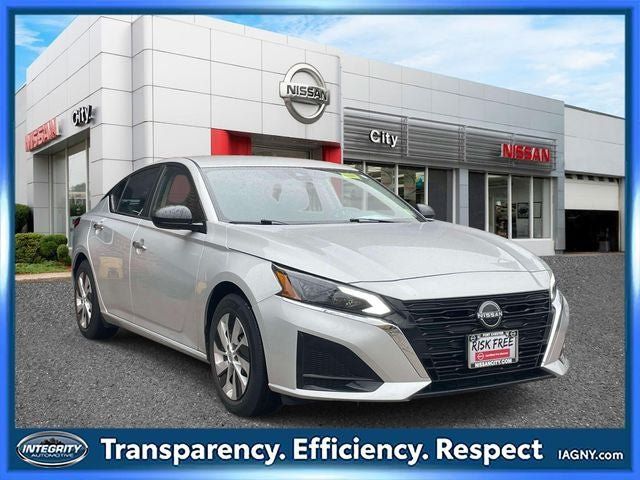 Certified 2024 Nissan Altima 2.5 S FWD image 1