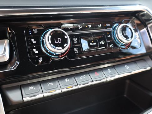 New 2026 GMC Sierra 1500 Denali Ultimate AWD/4WD image 16