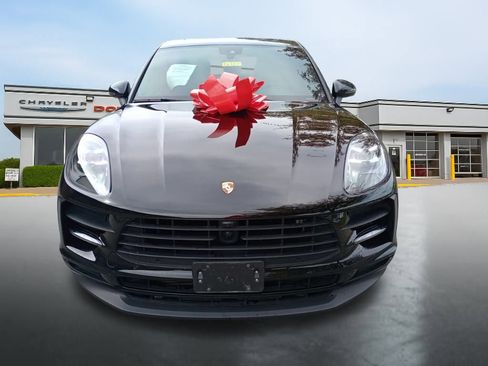 Used 2021 Porsche Macan image 2