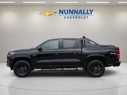 New 2026 Chevrolet Colorado Z71 w/ Midnight Edition AWD/4WD image 2