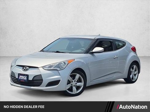 Used 2012 Hyundai Veloster FWD image 1