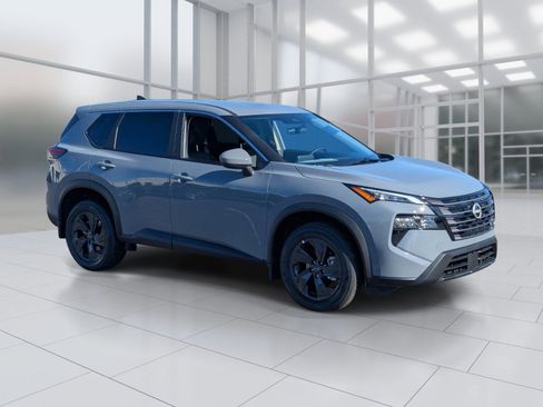 New 2026 Nissan Rogue SV FWD image 7