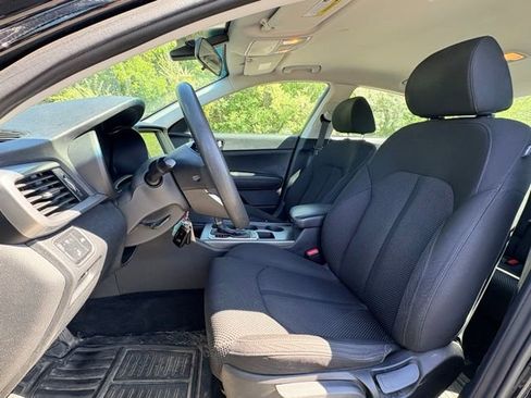 Used 2020 Kia Optima LX FWD image 9