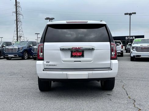 Used 2020 GMC Yukon Denali w/ Open Road Package AWD/4WD image 10