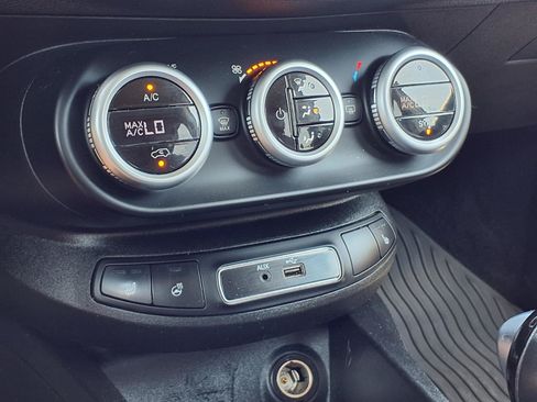 Used 2016 FIAT 500X Lounge AWD/4WD image 14