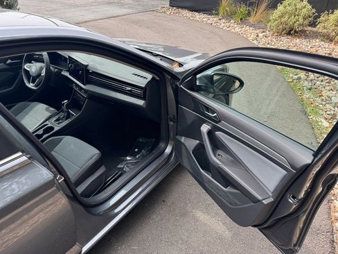 New 2025 Volkswagen Jetta SE image 11