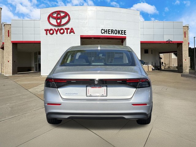 Used 2025 Honda Accord LX image 6