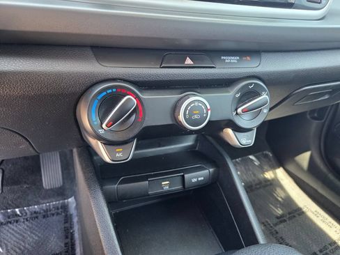 Used 2023 Kia Rio LX FWD image 25