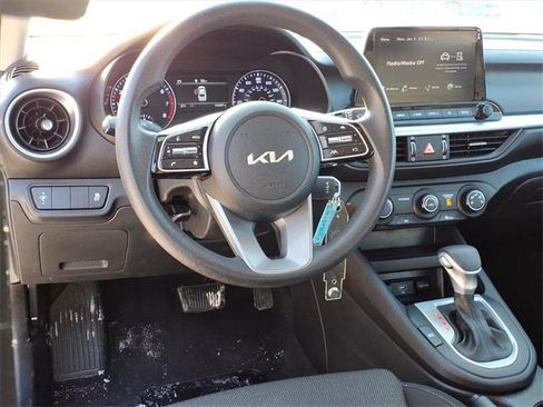 Used 2023 Kia Forte LXS image 11