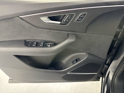 Used 2025 Audi SQ7 Premium Plus AWD/4WD image 27
