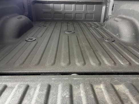 Used 2025 RAM 2500 Laramie AWD/4WD image 39