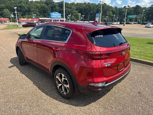 Used 2021 Kia Sportage LX FWD image 8