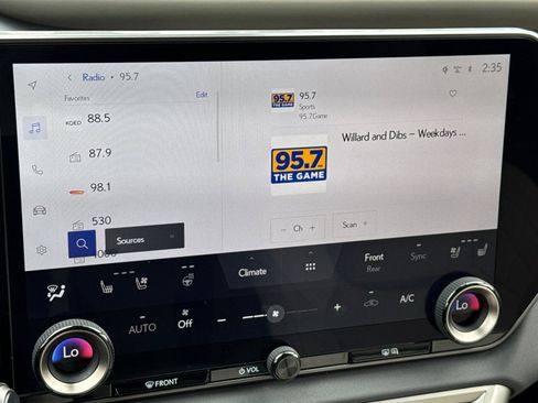 Used 2024 Lexus RX 350h w/ Convenience Package AWD/4WD image 17