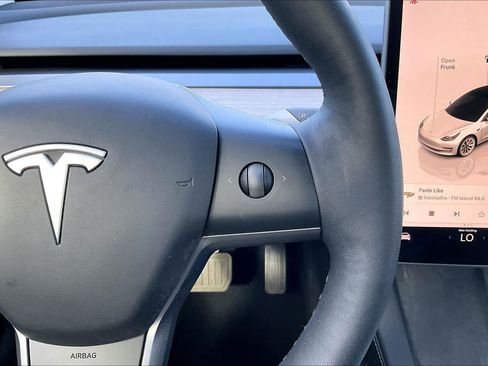 Used 2023 Tesla Model 3 Standard Range RWD image 25
