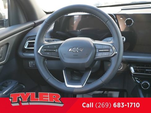 New 2026 Chevrolet Traverse LT w/ Midnight/Sport Edition AWD/4WD image 43