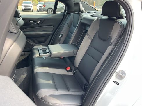 Used 2024 Volvo S60 B5 Plus FWD image 21
