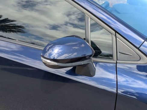 Used 2023 Toyota Corolla SE FWD image 11