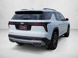 New 2026 Chevrolet Traverse LT w/ Sun and Wheel Package FWD video 2
