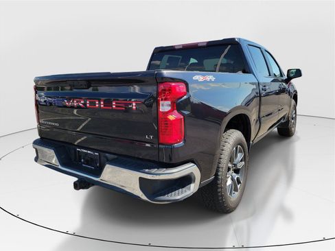 Used 2023 Chevrolet Silverado 1500 LT AWD/4WD image 4