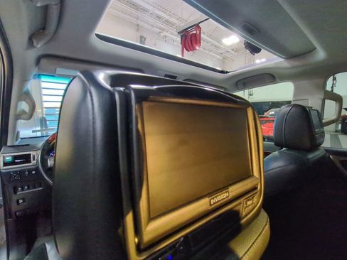 Used 2018 Lexus GX 460 image 20