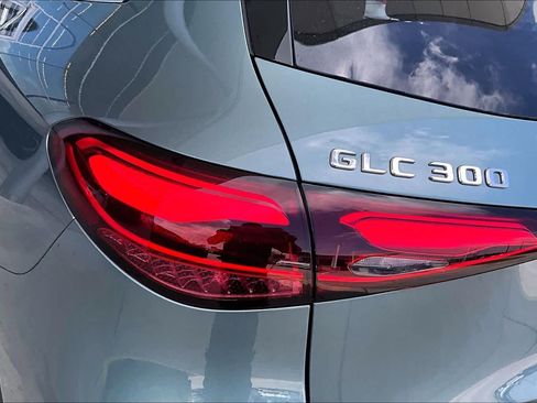 Used 2026 Mercedes-Benz GLC 300 4MATIC image 25