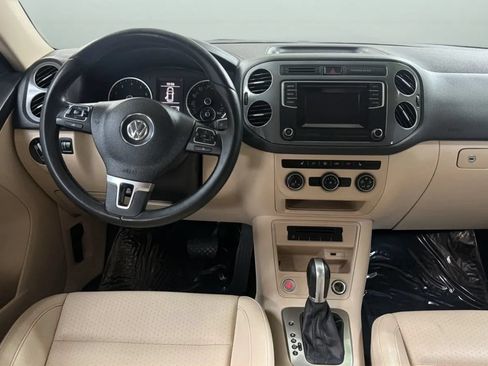 Used 2016 Volkswagen Tiguan S FWD image 10
