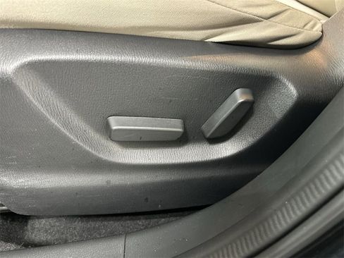 Used 2016 MAZDA CX-5 Touring image 10