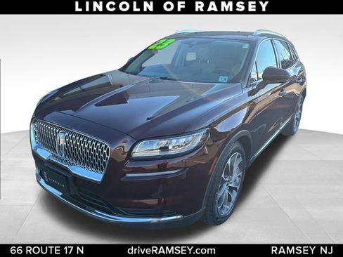 Used 2023 Lincoln Nautilus Reserve AWD/4WD image 1