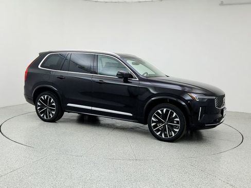 New 2026 Volvo XC90 B6 Plus w/ Protection Package Premier image 3