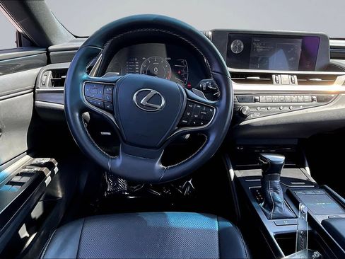 Used 2019 Lexus ES 350 w/ Accessory Package 2 FWD image 9