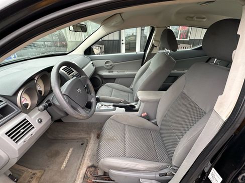 Used 2008 Dodge Avenger SE image 10
