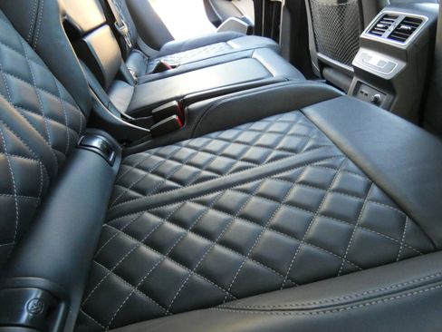 Used 2019 Audi SQ5 Premium Plus w/ Premium Plus Package image 42