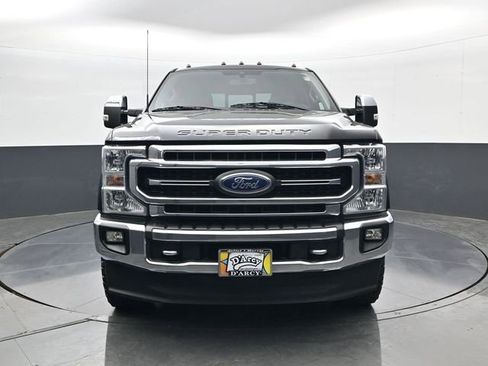 Used 2020 Ford F250 Lariat w/ Chrome Package image 2