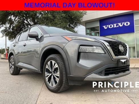 Used 2021 Nissan Rogue SV FWD image 1
