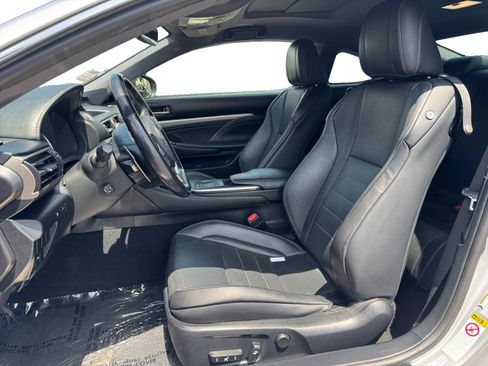 Used 2015 Lexus RC 350 w/ Luxury Package RWD image 9