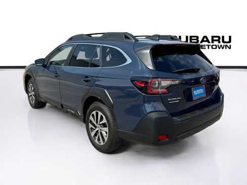 Certified 2025 Subaru Outback Premium w/ Popular Package #1 AWD/4WD image 5