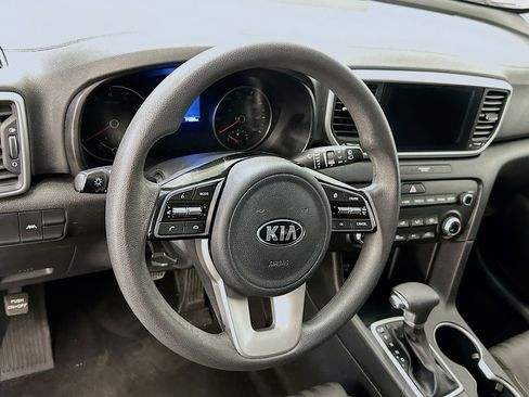 Used 2021 Kia Sportage LX AWD/4WD image 18