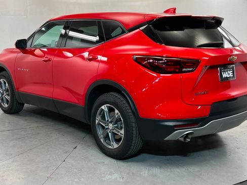 Used 2024 Chevrolet Blazer LT image 3
