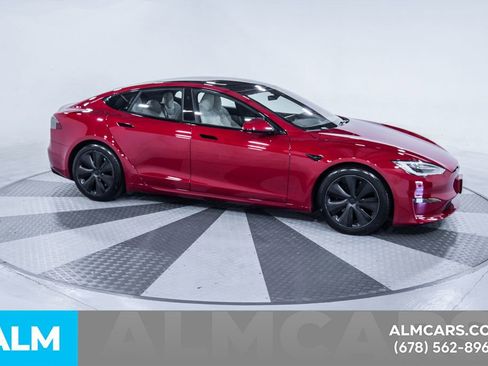Used 2021 Tesla Model S Plaid image 13