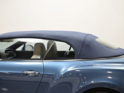 Used 2014 Bentley Continental GTC image 18