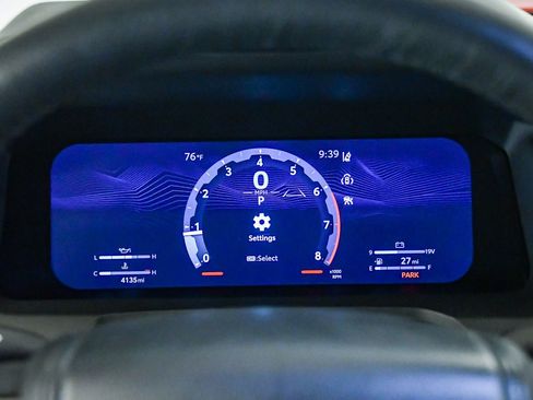 Used 2024 Toyota Tacoma TRD Sport w/ TRD Sport Upgrade Package image 31