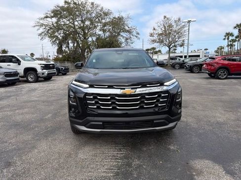 New 2026 Chevrolet Equinox LT w/ Safety and Technology Package FWD image 18