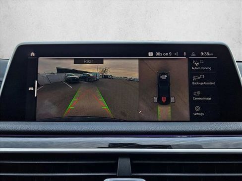 Used 2021 BMW 740i w/ M Sport Package image 15