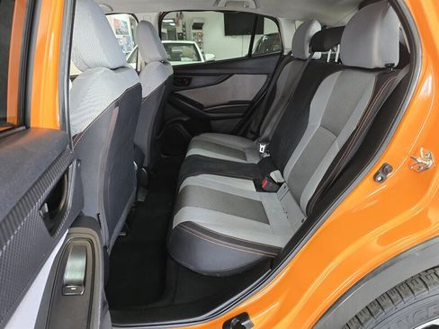 Used 2018 Subaru Crosstrek 2.0i Premium image 9