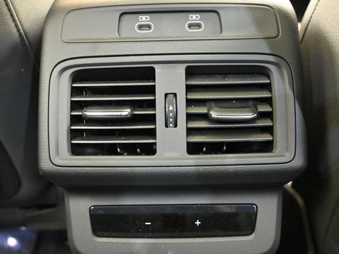 Used 2025 Audi Q5 Premium Plus w/ Premium Plus AWD/4WD image 21
