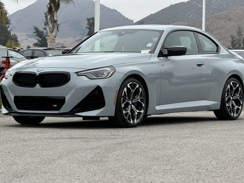 Used 2025 BMW M240i Coupe RWD image 7